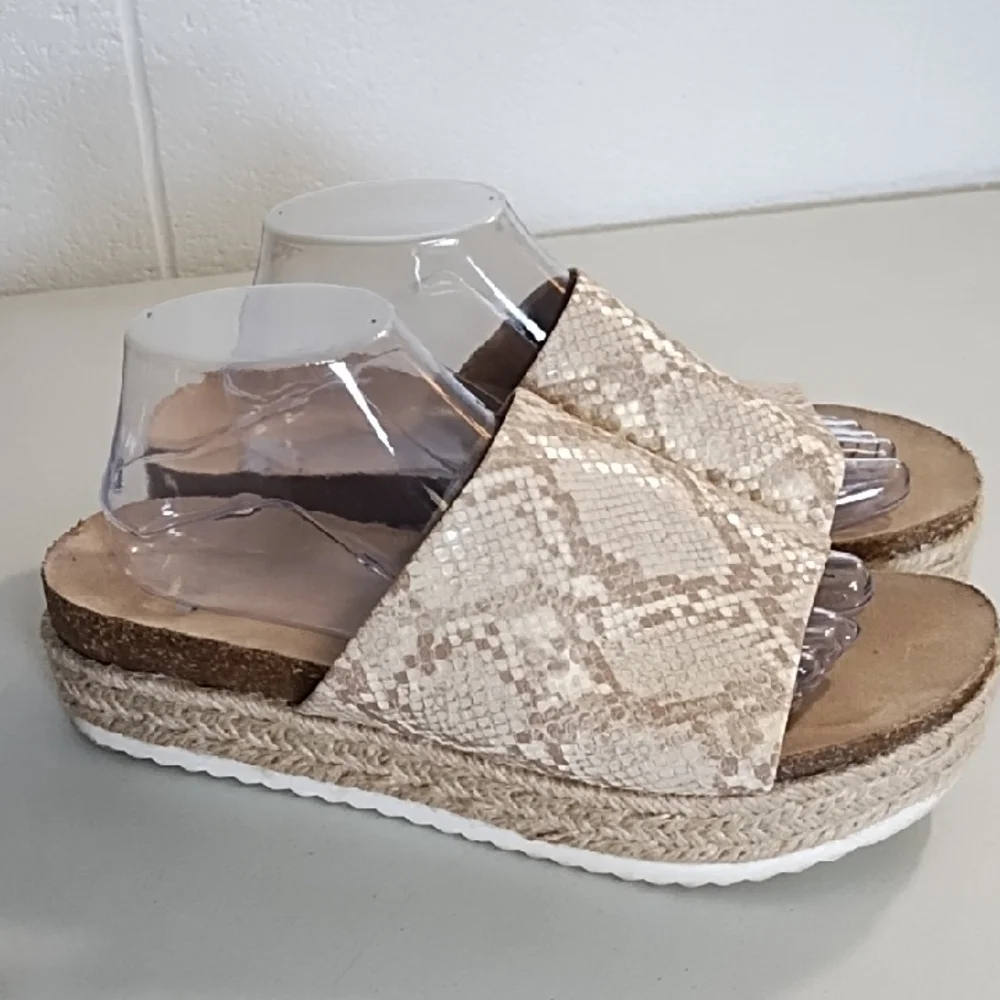 Dolce Vita Tan Espadrille Slide Platform Shoes